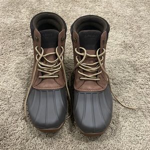 Sperry Top Sider 10 1/2 Men BRAND NEW